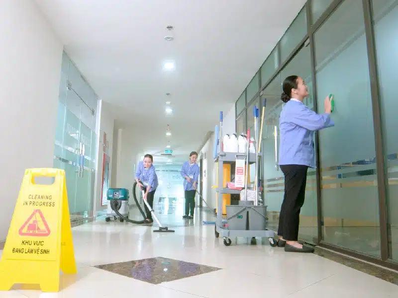 Vệ sinh công nghiệp KGS luôn chú trọng đến chi tiết trong từng công việc